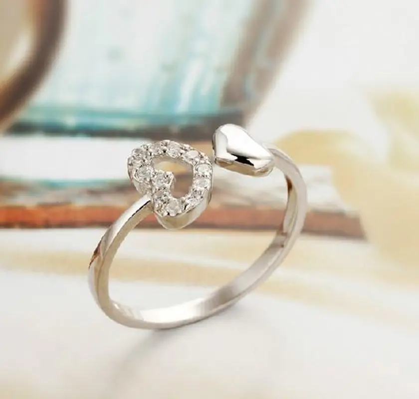 Кольцо женское из серебра 925 пробы с вырезами | Украшения и аксессуары