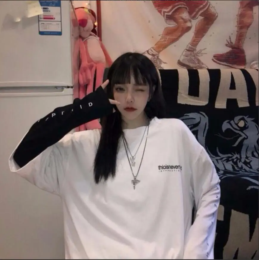 

LISCN 2020 Spring Harajuku Style Letter Printing Single-Sleeved Fake Two-Piece Student Long-Sleeved T-Shirt Men Women Trend Top