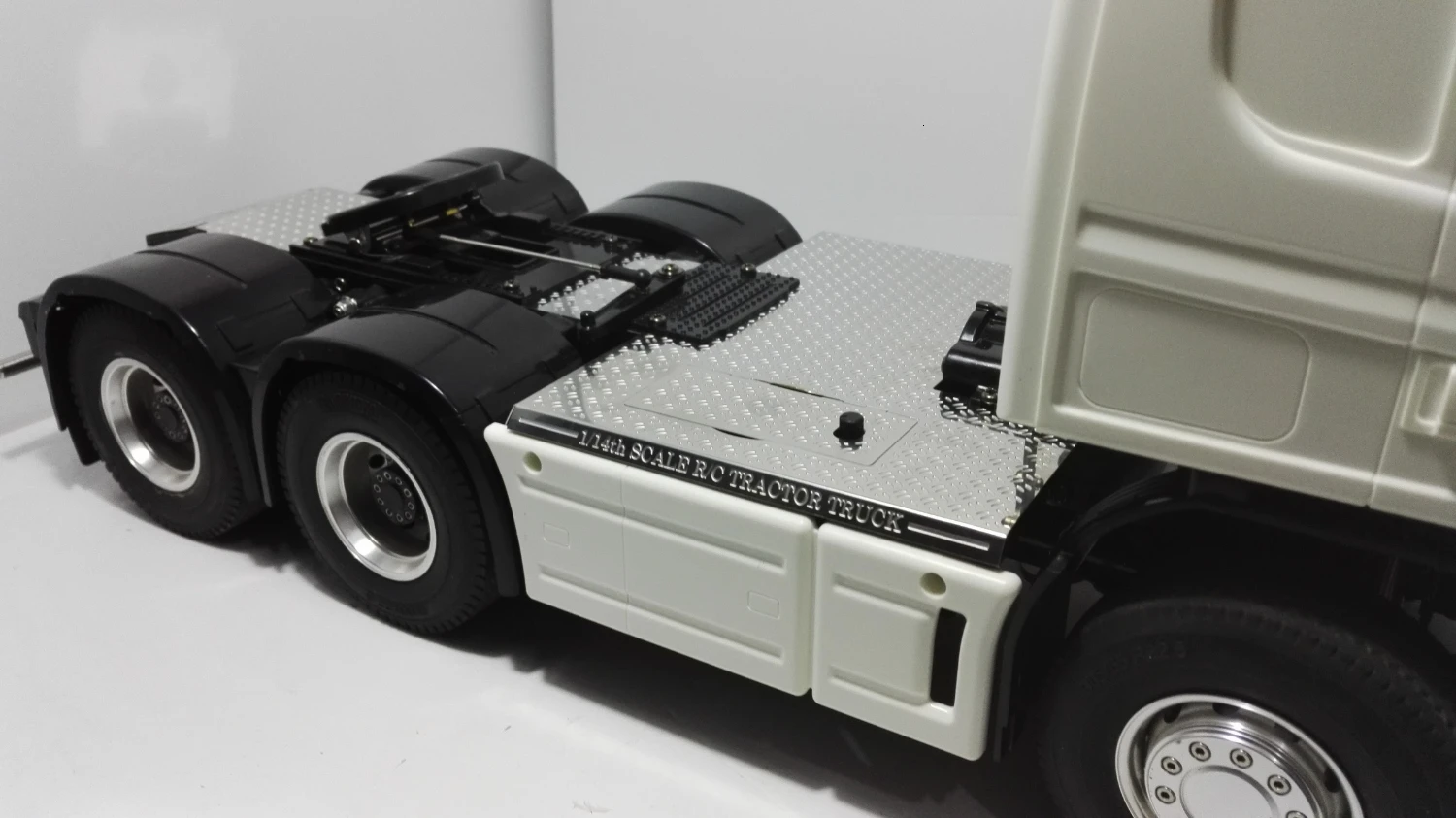 металлические противоскол