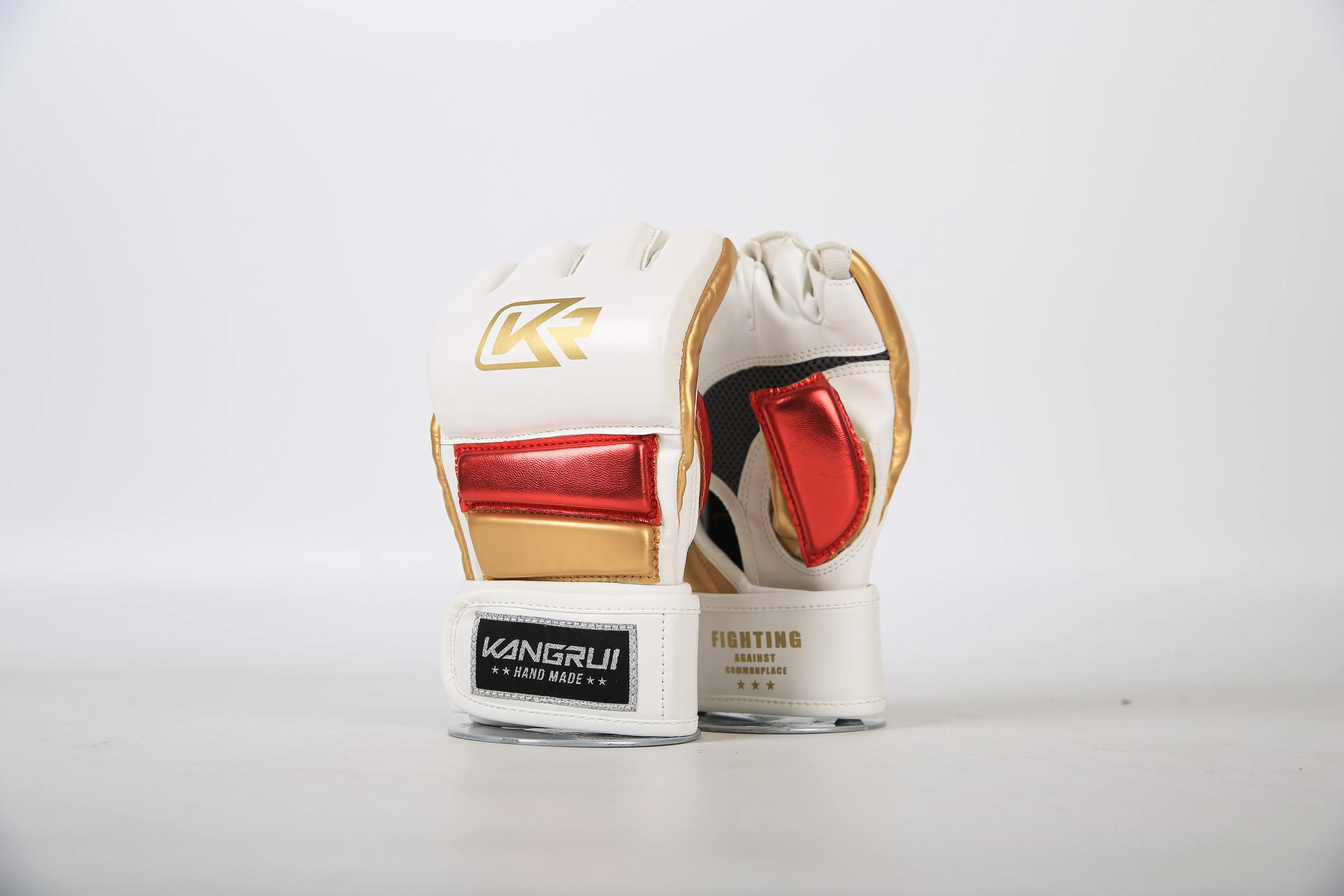 Боксерские перчатки для ММА мужчин и женщин мужские кожаные без пальцев