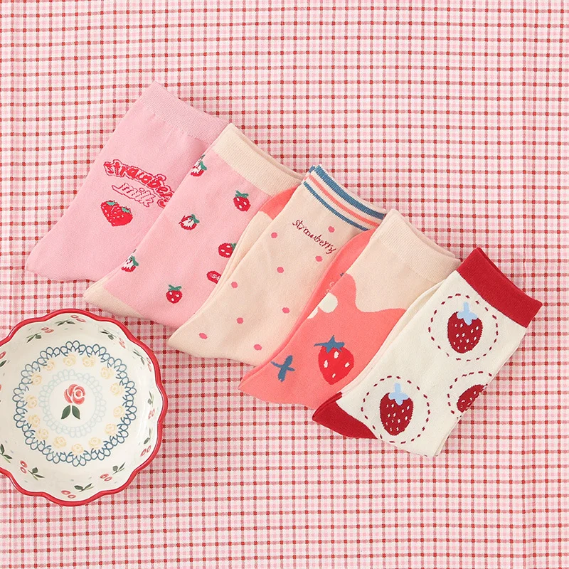 Японские кавайные носки до щиколотки в виде клубники с буквами коровы