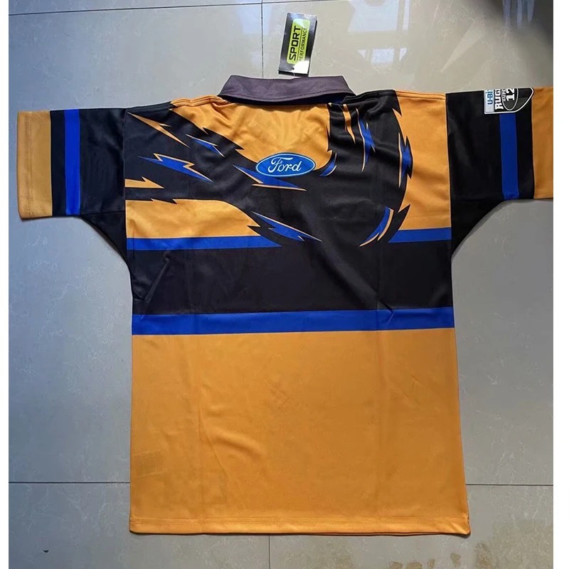 

Retro Rugby Hurricanes Jersey