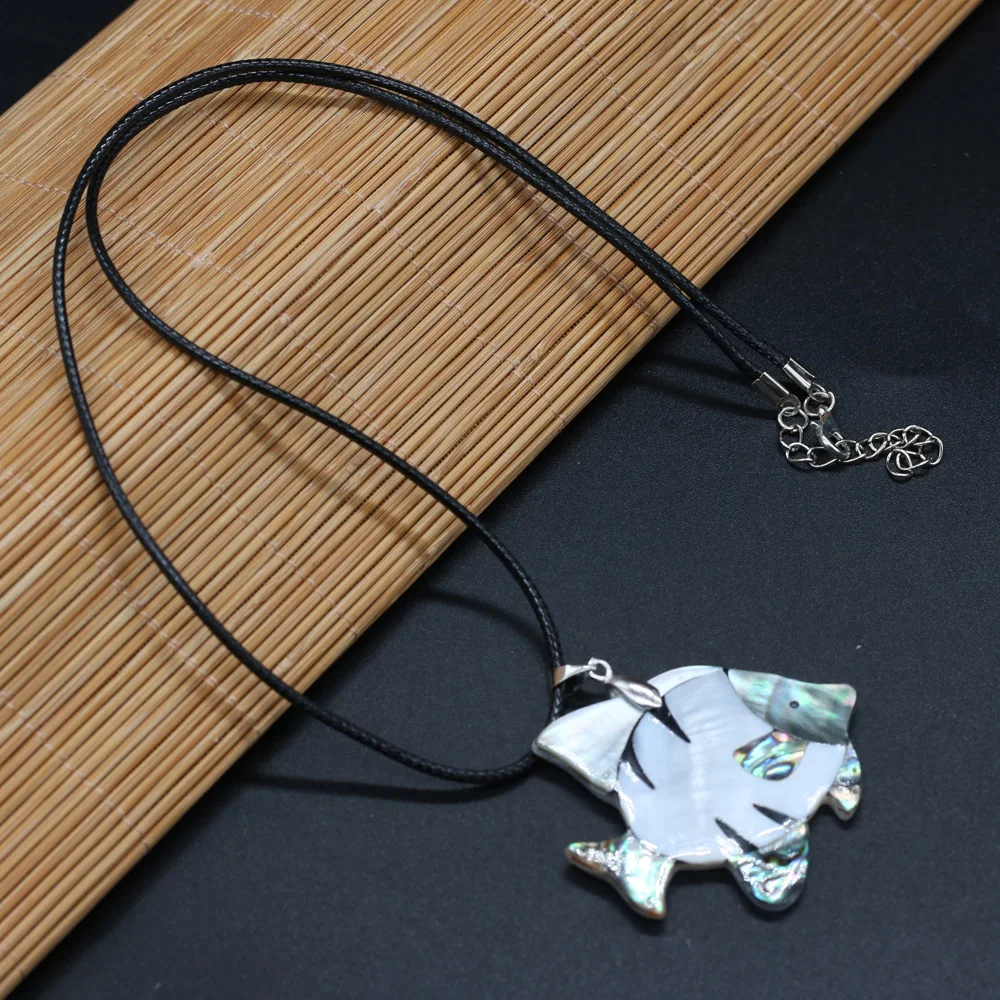 

Best-selling 2021 Fine Natural Shell Necklace High-quality Exquisite Necklace Jewelry Chain Length 55+5cm Size 50x42mm