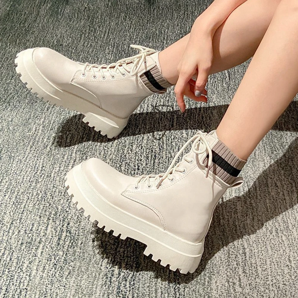 

DORATASIA Women Motocycle Combat Shoes 2020 Punk Patchwork Fashion Classic Boots Women Platform Mid Calf shoes lace Boots