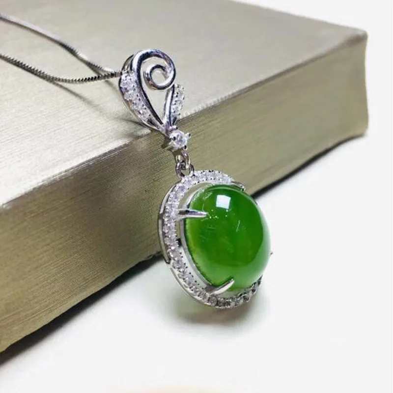 Ожерелье из серебра 925 пробы с натуральным начесом яшмы круглой формы трендовая