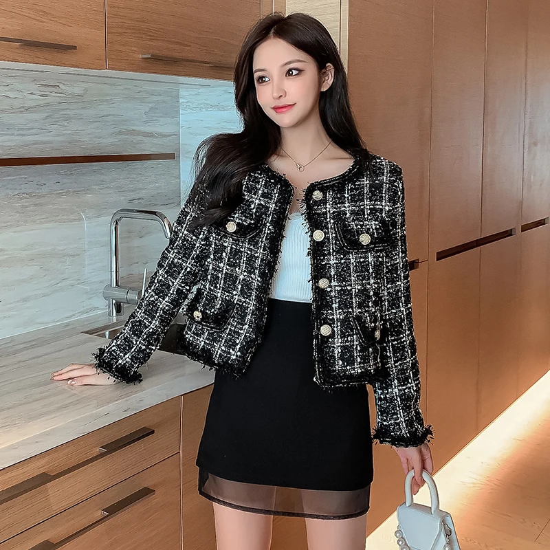 

New Arrived Vintage Tweed Jacket Women Small Fragrance Woollen Short Coats Elegant Metal Button Outerwear