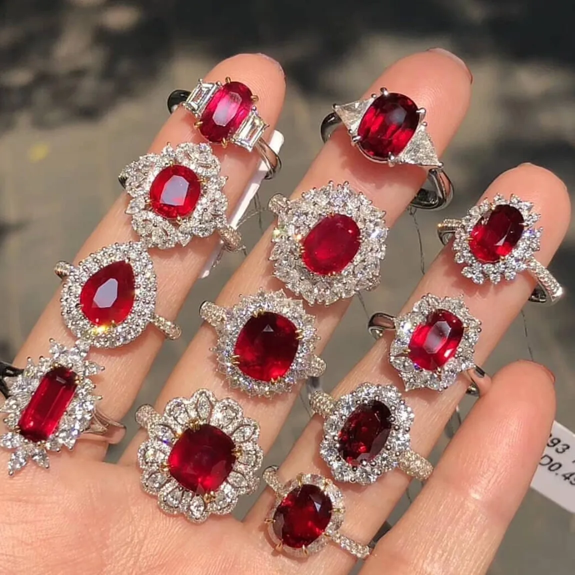 

Punki Luxury Women's Brilliant Red Cubic Zirconia Wedding Anniversary Ring Gift Female Elegant Accessories Statement Jewelry