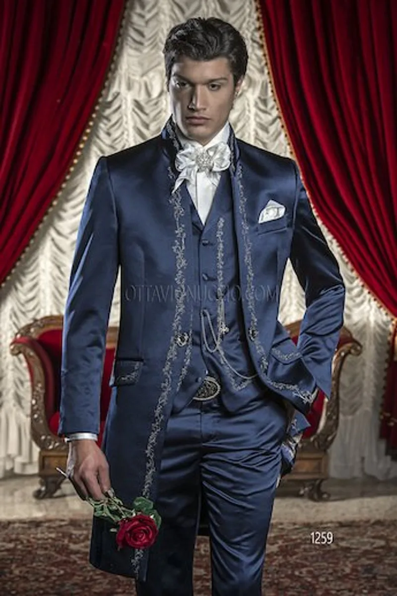 

Handsome Embroidery Groomsmen Mandarin Lapel Groom Tuxedos Men Suits Wedding/Prom/Dinner Best Blazer(Jacket+Pants+Vest+Tie) 027
