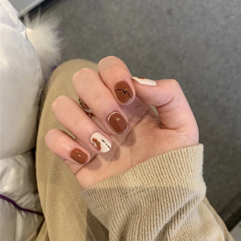 Накладные ногти карамельные граффити с дизайном, 24 шт., короткие наклейки для ногтей, Готовые накладные ногти с клеем, накладные ногти для де...