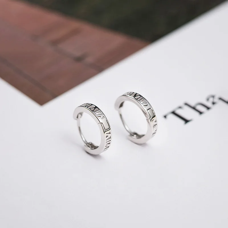 

Prevent allergy 925 Sterling Silver Round Letter Stud Earrings For Women Jewelry Pendientes Brincos eh141