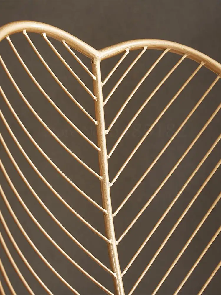 Светильник роскошный скандинавский одиночный маленький диван сетка красная