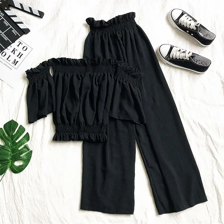 Женский пляжный комплект из двух предметов короткий топ с вырезом лодочкой и