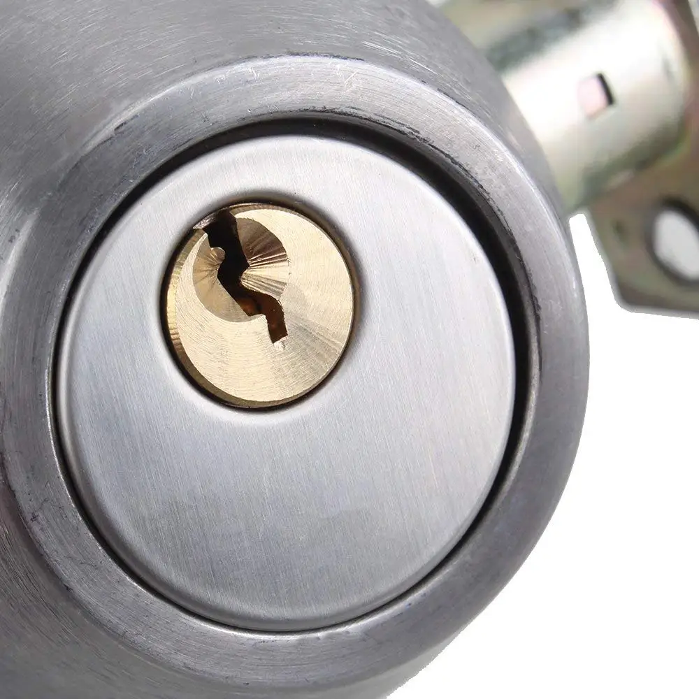 Дверь для дома одноцилиндровый заглушка хромированный металлический дверной