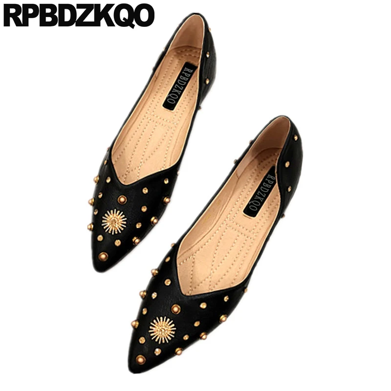 Черные женские модельные туфли с острым носком напрямую от производителя