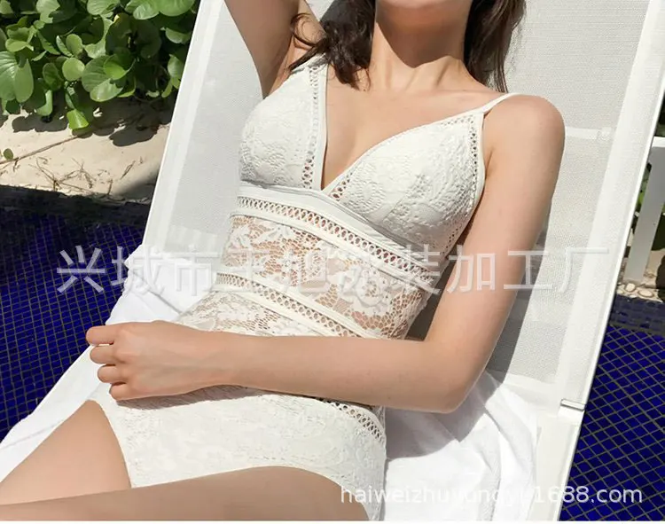 Buy hot spring Gather Small chest Pure color white Sexy Fashion Ladies Conjoined Triangle Lace Gathering Conservative Slim Bikini on