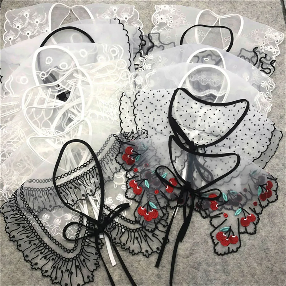 

Women Lace Fake Collar For Shirt Detachable Collars Blouse Cloud Shoulder Doll Collar Mesh Embroidery Hollow False Collar