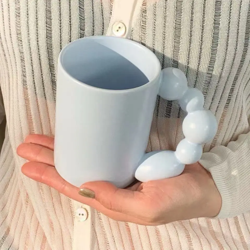 

Kitchen,Dining & Bar