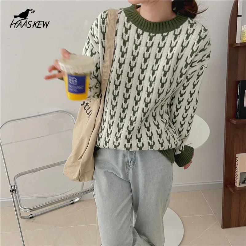 

HAASKE New Autumn And Winter 2021 Fashion Women's Sweater Knit Round Neck Long-Sleeved Plaid Wild Warm Loose Casual Pullover Top
