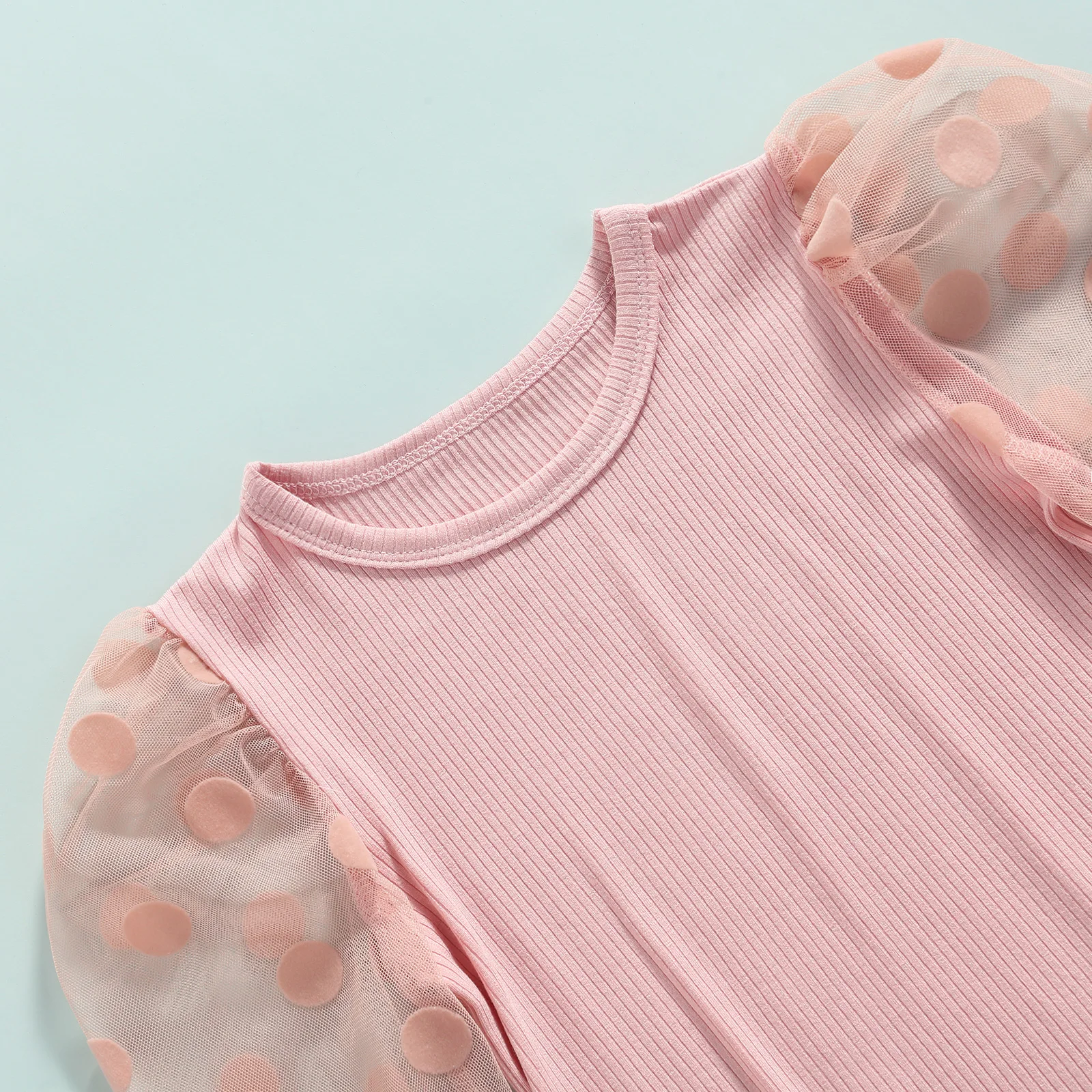 Детский летний комплект одежды в горошек с кружевными рукавами-фонариками и