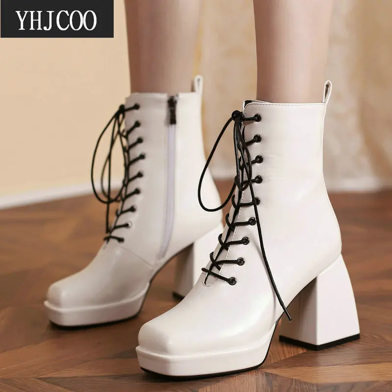 

Женские ботинки мартинсы на платформе, удобные ботильоны из искусственной кожи на квадратном каблуке, большие размеры до 43, Осень-зима 2021