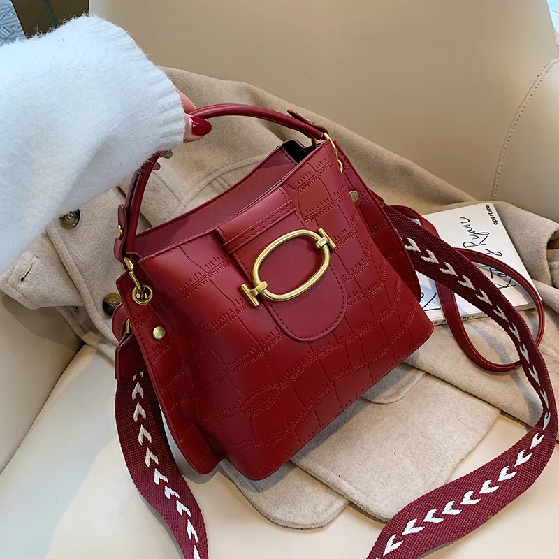 European and American brand women's Messenger bag new ladies shoulder quality PU female handbag party business bags girl | Багаж и