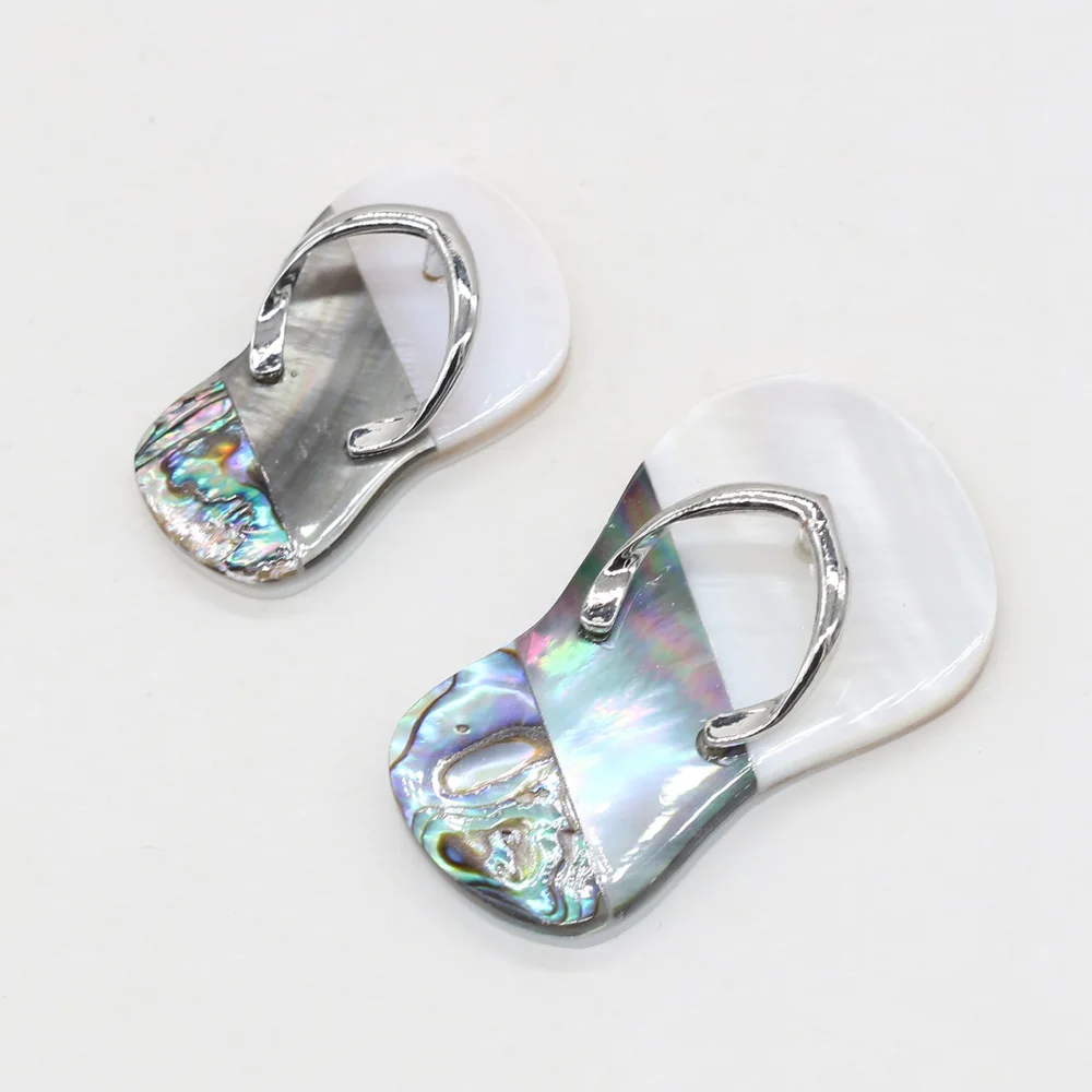 

Natural Mother of Pearl Shell Pendant Cute Flip Flop Shape Natural Shell Charms for Women Jewelry DIY Making Necklace Gift