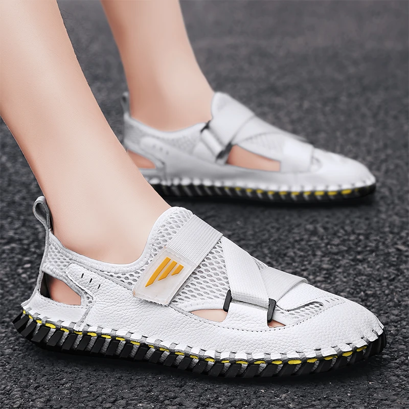 

2021 New Summer Outdoor Men Sandals Fashion Casual Lightweight Mesh Shoes Sandals Beach Non-Slip Wading Roma Sandals Big Size 48