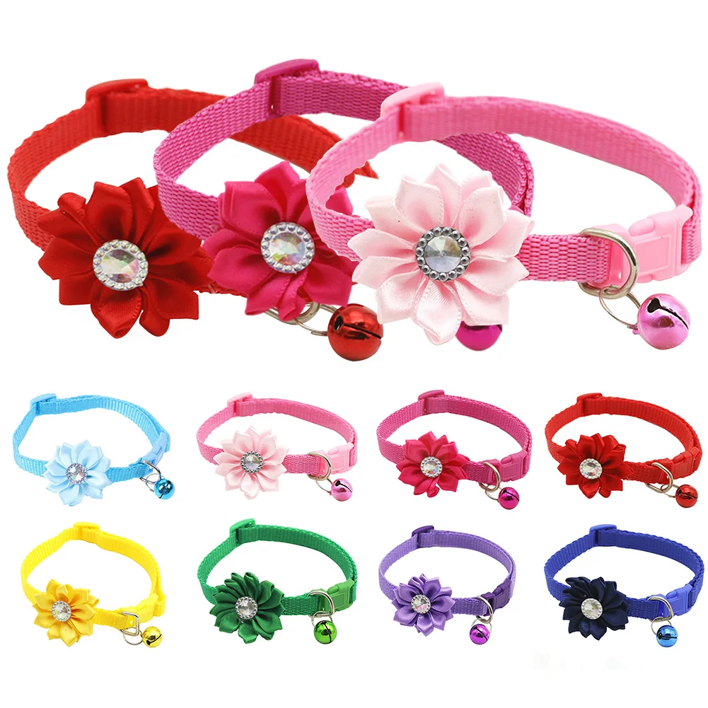 С колокольчиком в подарок ошейник для домашних животных застежка кнопка цветок