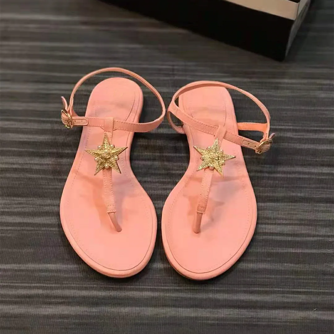 

Summer Women Fllat Sandal Genuine Leather Ankle Strap Star Diamond Luxury Brand Designers Design Back Strap Slippers Flip Flops