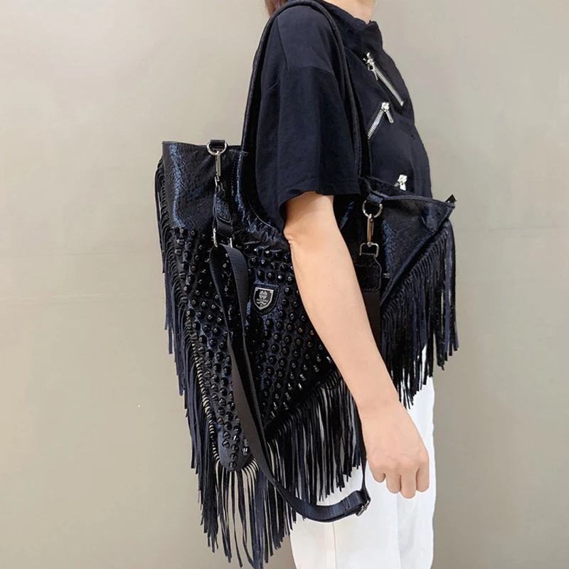

Emo Luxury Designer Women Brand Purses and Handbags Gothic Vintage Bag Tassel Leather Tote Shoulder Bag Alt Rivet Shopper Bags