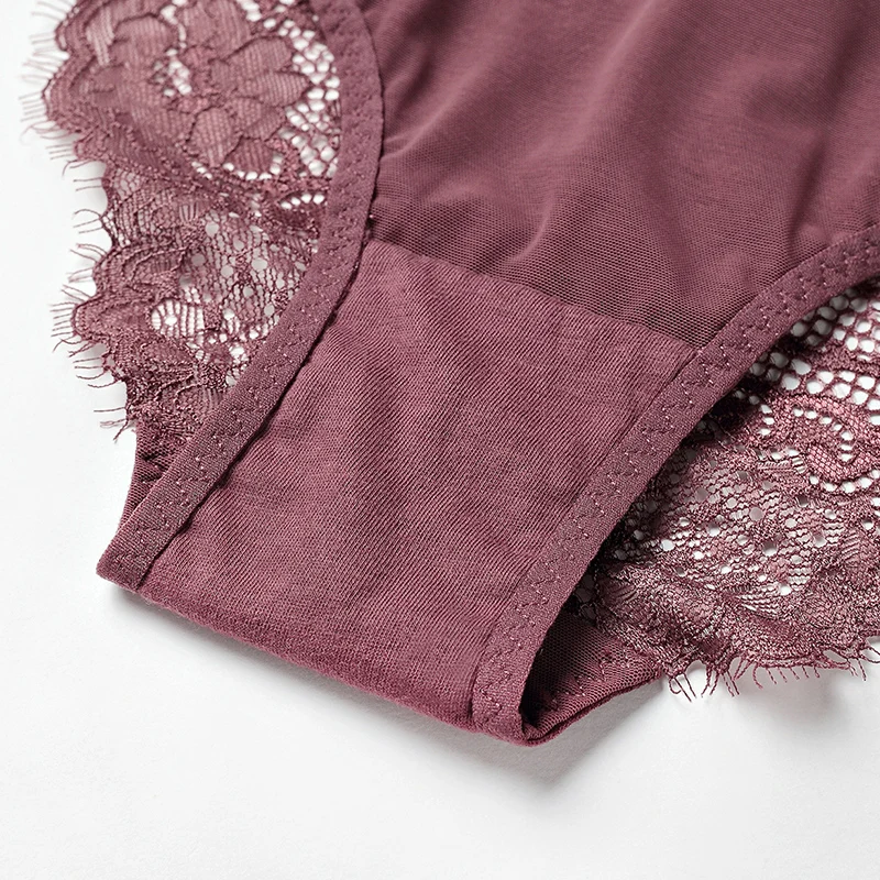 Комплект женского нижнего белья прозрачный кружевной бюстгальтер на косточках