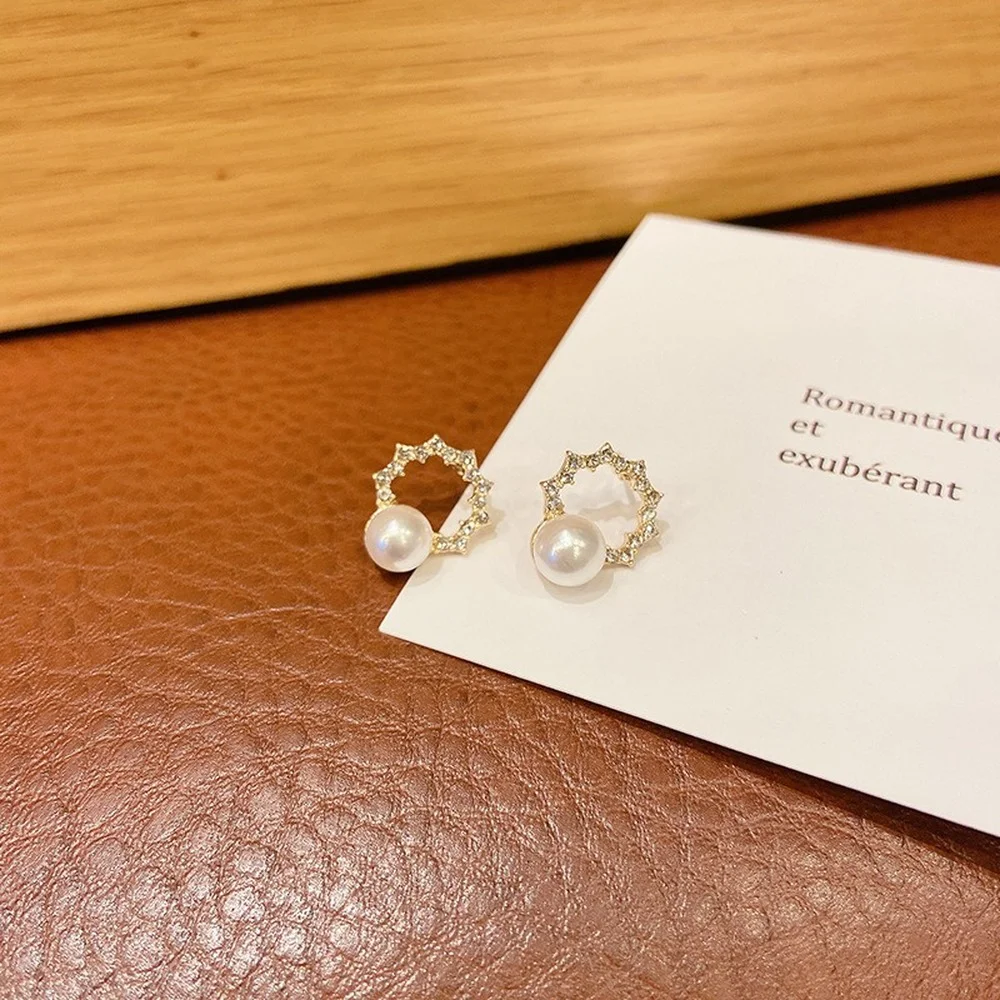 

Korean Fashion New Bowknot Pearl Earrings Set For Women Jewelry Simple Earrings 2021 Trendy Jewelry Cute Earrings Wholesale