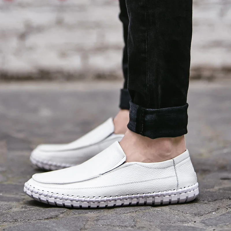 Мокасины мужские из натуральной кожи легкие лоферы плоская подошва без застежки