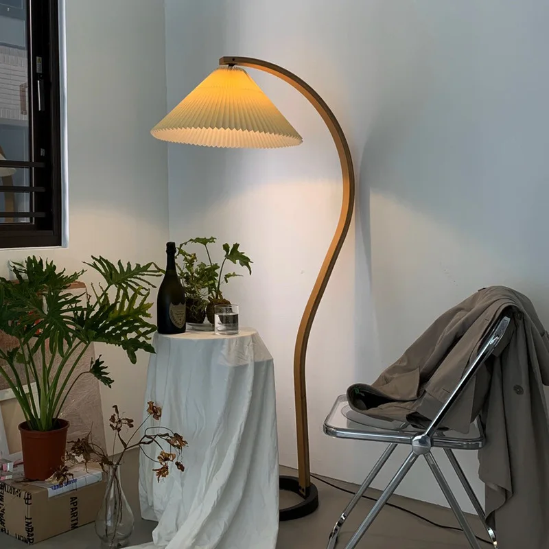 

1960s American medieval vintage pleated floor lamp ins style Nordic Danish curved wood living room floor table lamp
