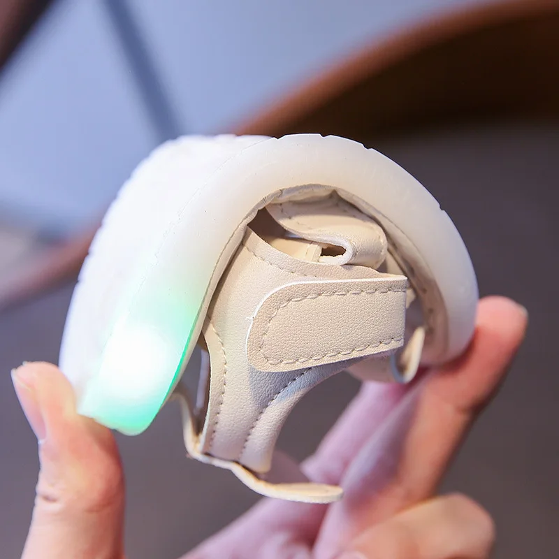 

Summer Sandals Baby Light-up Toddler Shoes 2021 New Velcro Soft-soled Roman Shoes Girls Sandals Brand Children's Sandal with LED