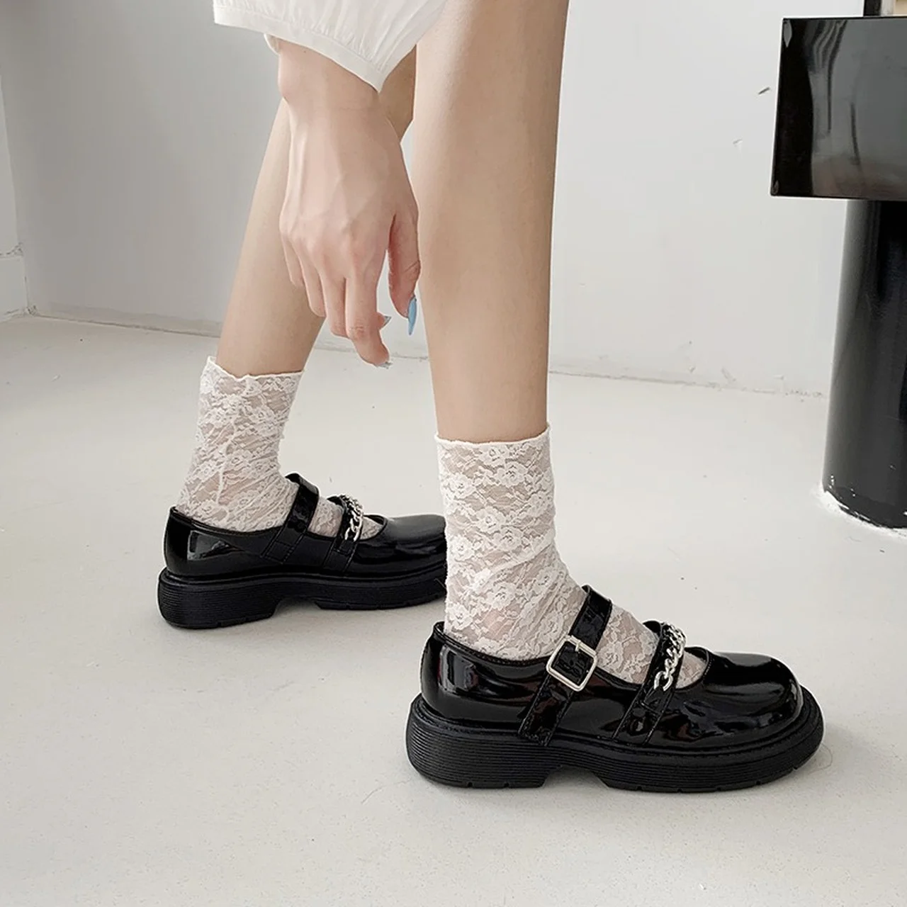 

2021 fall Mary Jane shoes chain decoration fashion metal buckle patent leather high heels women's platform shoes large size