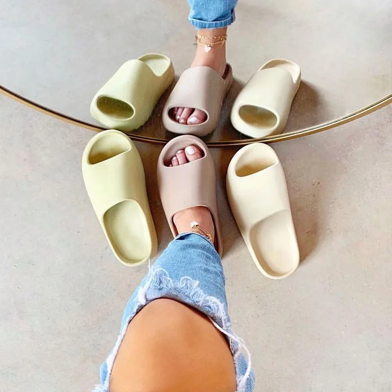 

2021Women Couple Thicken Summer Slippers Female Solid Color Home Indoor Shoes 2021 New Cute Sandals Size 44 Women Slides