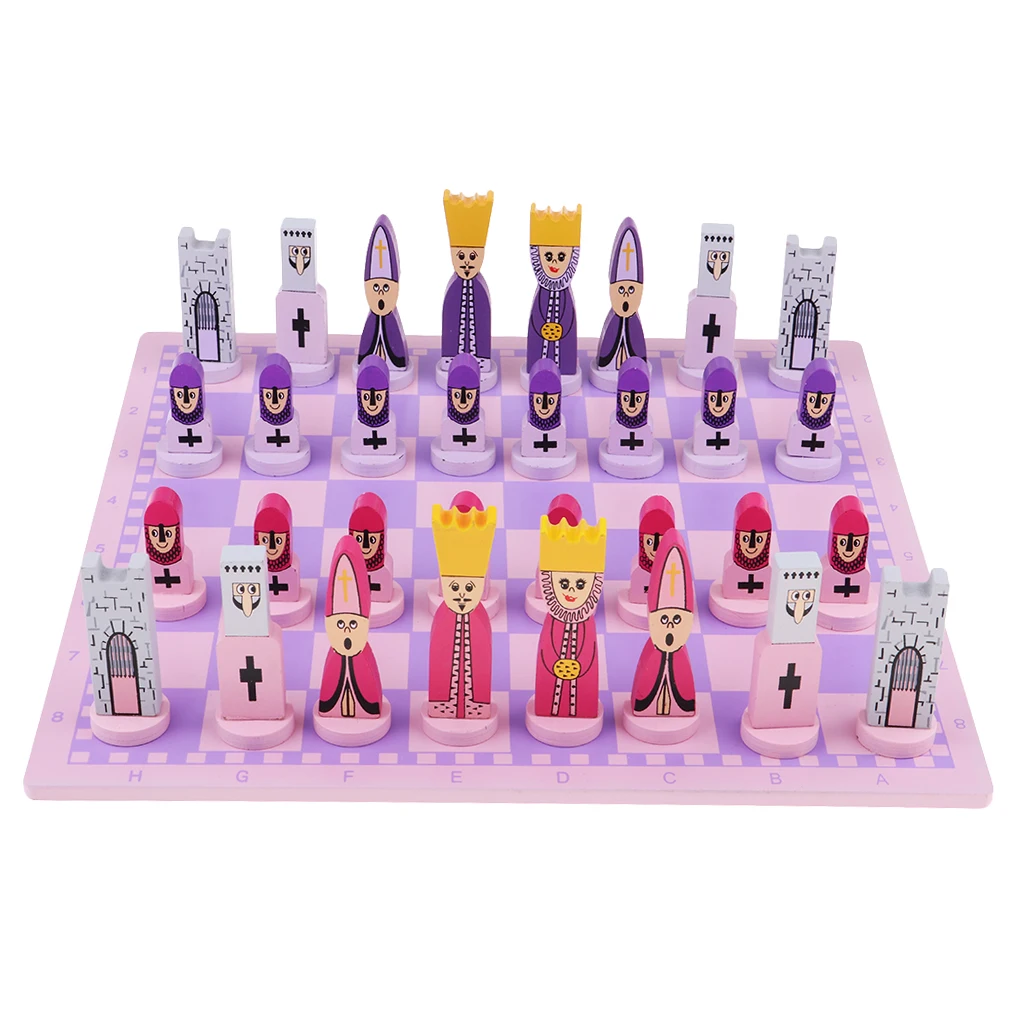 

International Game of Chess with A Chessboard Handcrafted Standard Pieces