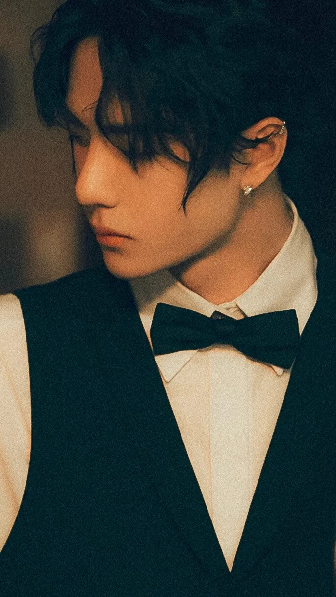 Портрет китайского актера Ван ибо черно-белый плакат Декор настенный холщовая