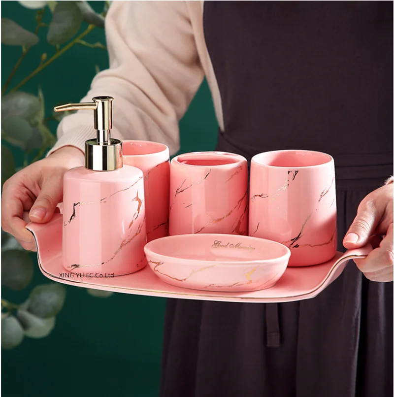 

Светильник класса люкс чашка для полоскания рта набор мыть домашняя зубная щетка стойки Ванная комната украшения набор из пяти предметов Керамика Ванная комната украшения