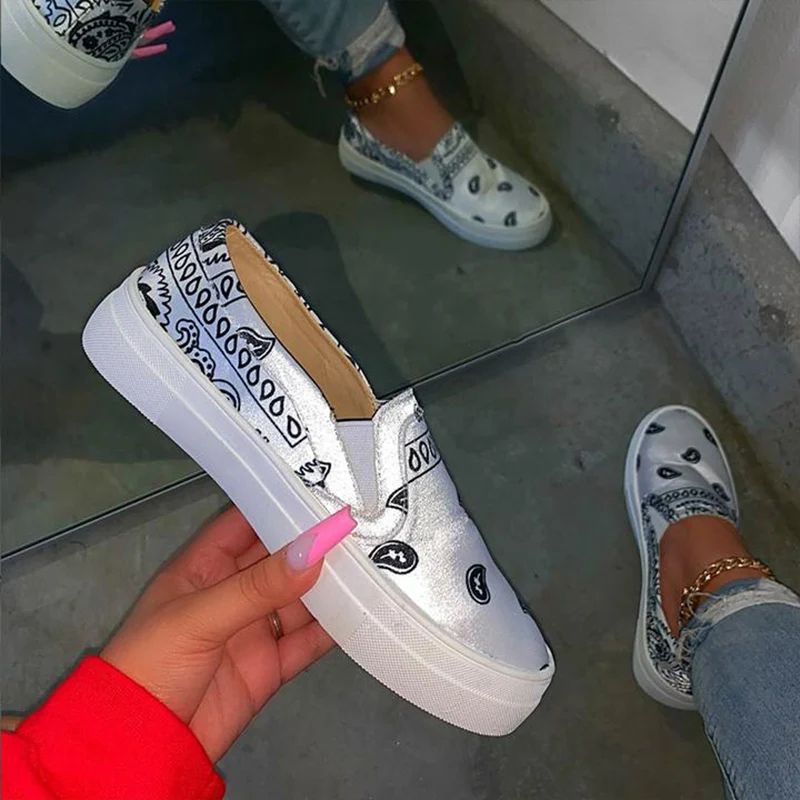 Женские лоферы с граффити Модные женские кроссовки слипоны на платформе Женская