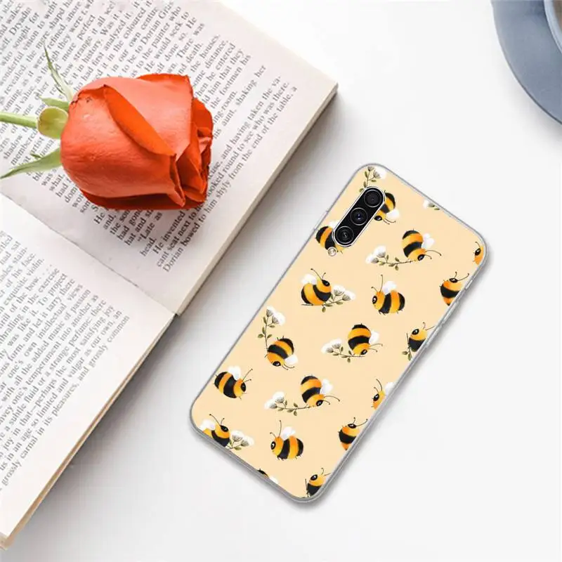 

Cute cartoon animal bee Phone Case For Samsung A S M Note 9 10 20 fe 21 71 30 ultra plus 5g 11 31 51 s