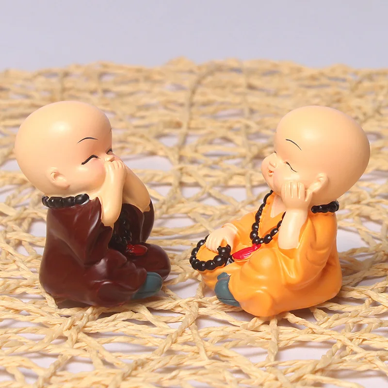 Автомобильные украшения из смолы - набор из 4 милых фигурок маленьких монахов для декорирования панели приборов, дисплея автомобильного интерьера в стиле Будды.