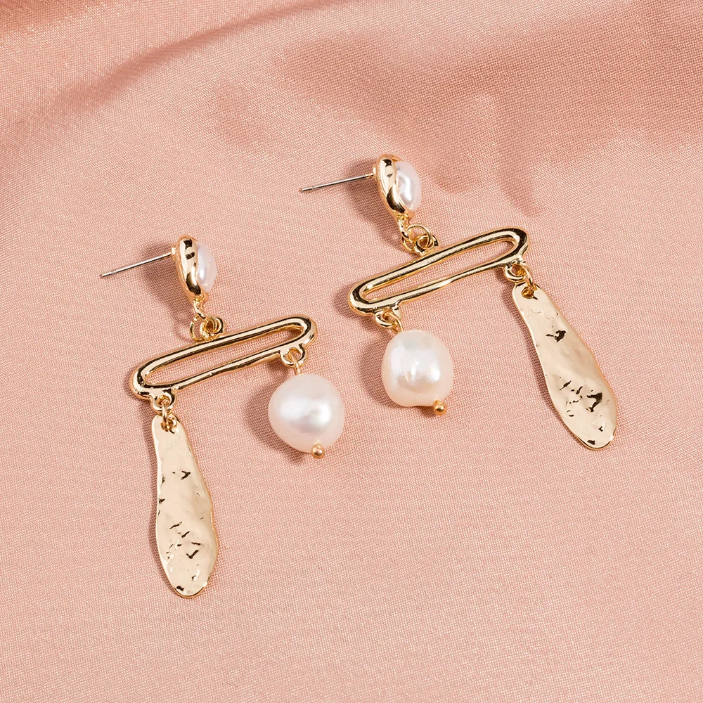 Европейские и американские несимметричные женские серьги капельки из сплава с