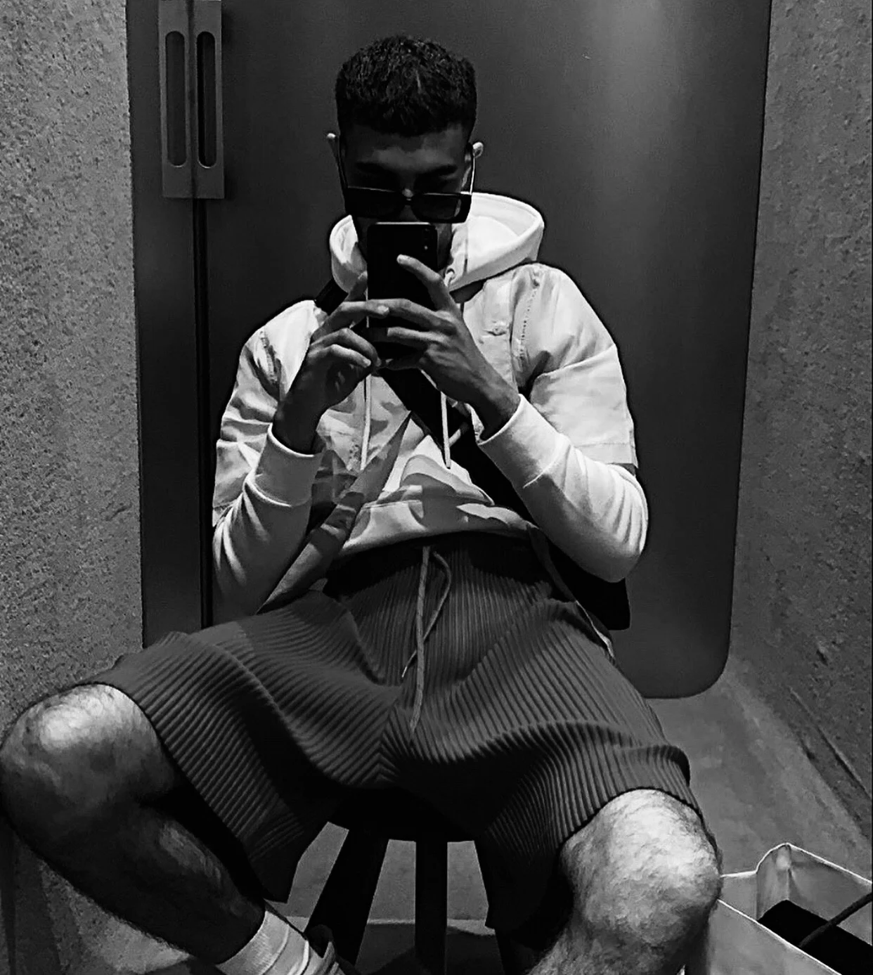 

New Pleated Shorts Men Women Joggers Drawstring Breechcloth Streetwear Mens Clothing Shorts Casual Trousers Pants Short