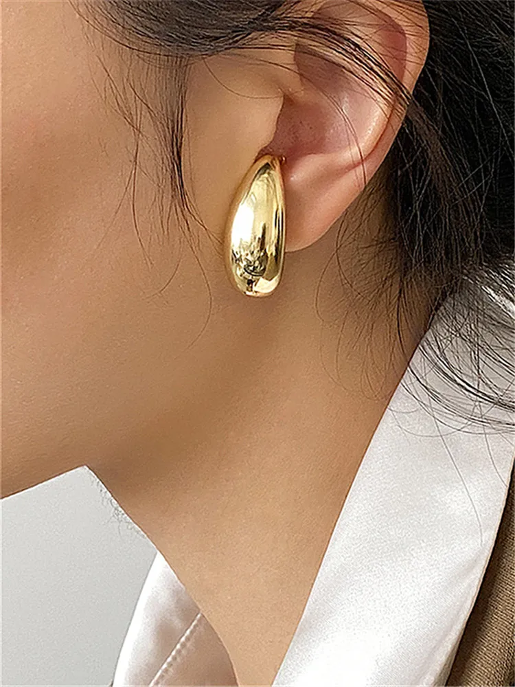 

Metal Irregular Ears Hang Europe United States Temperament Personality Fashion Without Ear Pierced Earrings Ms Travel Jewelry