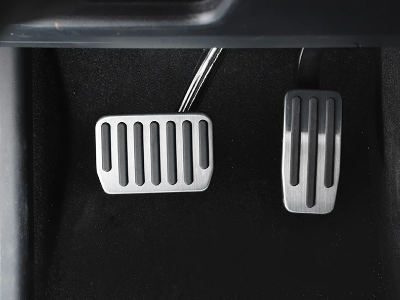 

Aluminum alloy Foot Pedal For Tesla Model 3 Accelerator Gas Fuel Brake Pedal Rest Pedal Pads Mats Cover Accessories Car Styling