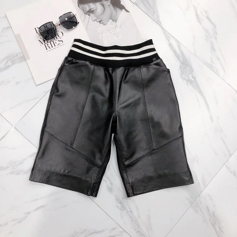 

Women's legitimate leather shorts, striped shorts with elastic around the waist, knee-high, shredded, new casual sweatpants