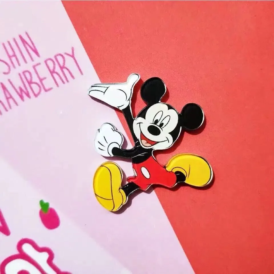 

Disney Mickey Minne Brooch Pin Badge Custom Acrylic Brooches Lapel pin Jeans shirt Bag Cute Animal Jewelry Gift