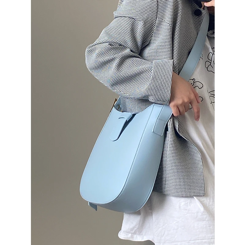 

PU Leather Ladies Solid Color Casual Tote Handbags Large Capacity Fashion Women Messenger Bag Simple Female Daily Shoulder Bags